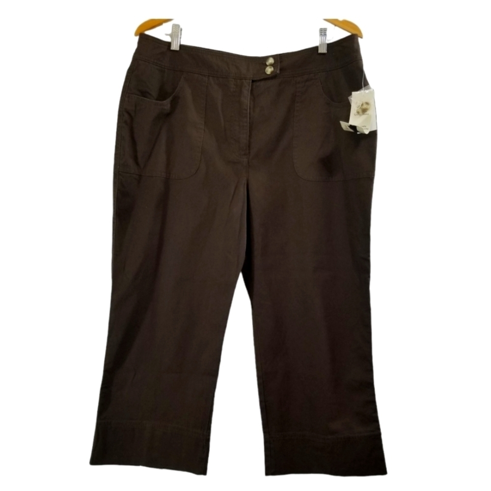 NWT Cleo Brown Capris Size 16